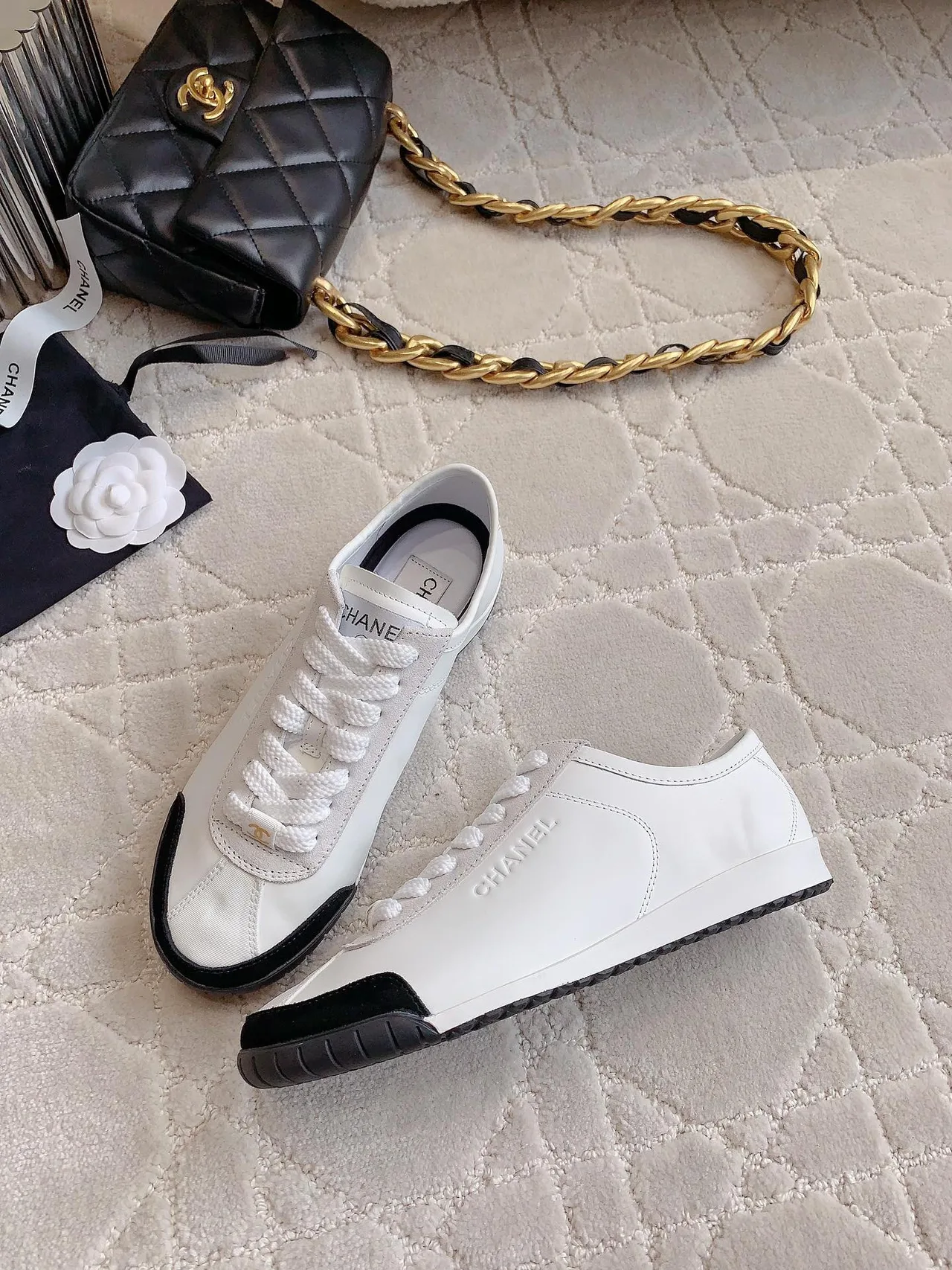 Chanel Cowhide Glossy Sneakers in White · view 4