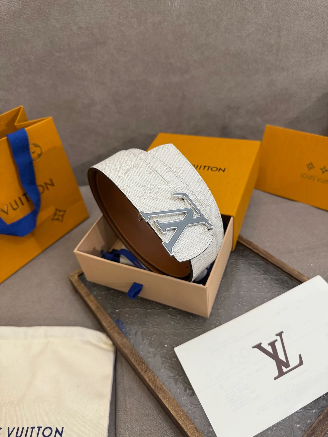 Louis Vuitton Leather Belt in White · view 5