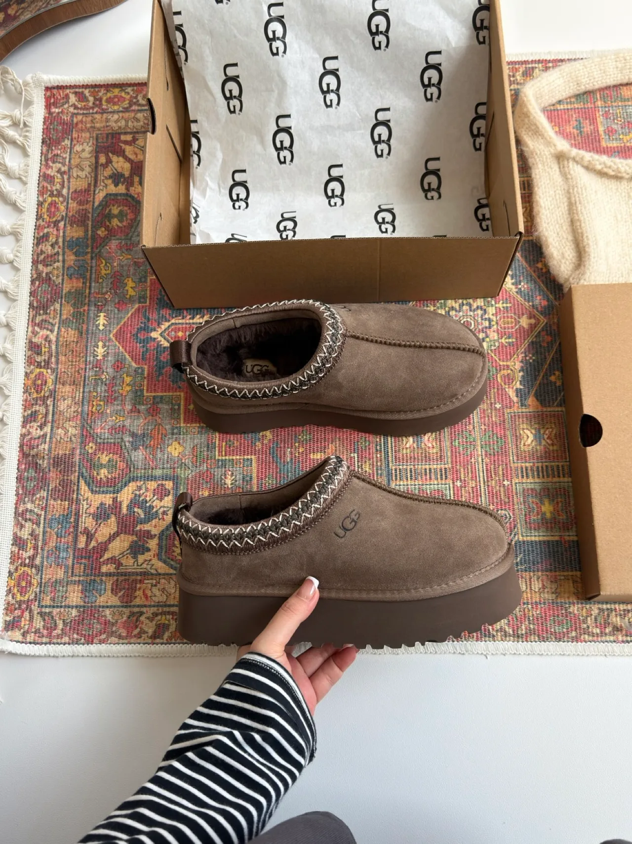 UGG Slippers in Brown · view 6