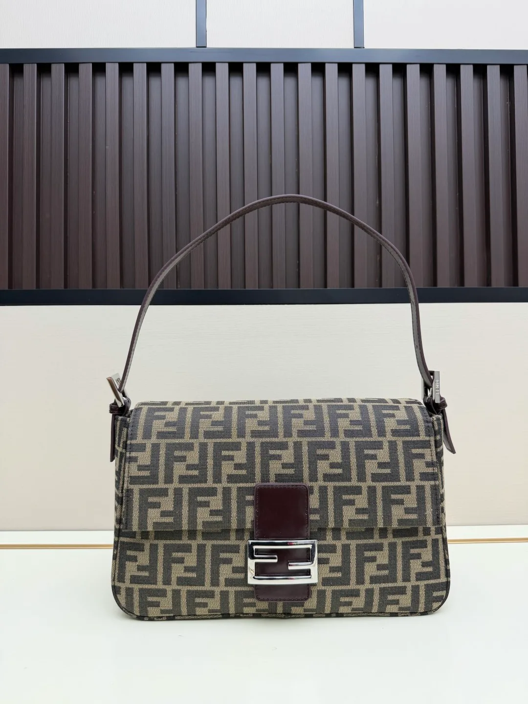 Fendi Baguette Cowhide Shoulder Bag in Beige · view 1