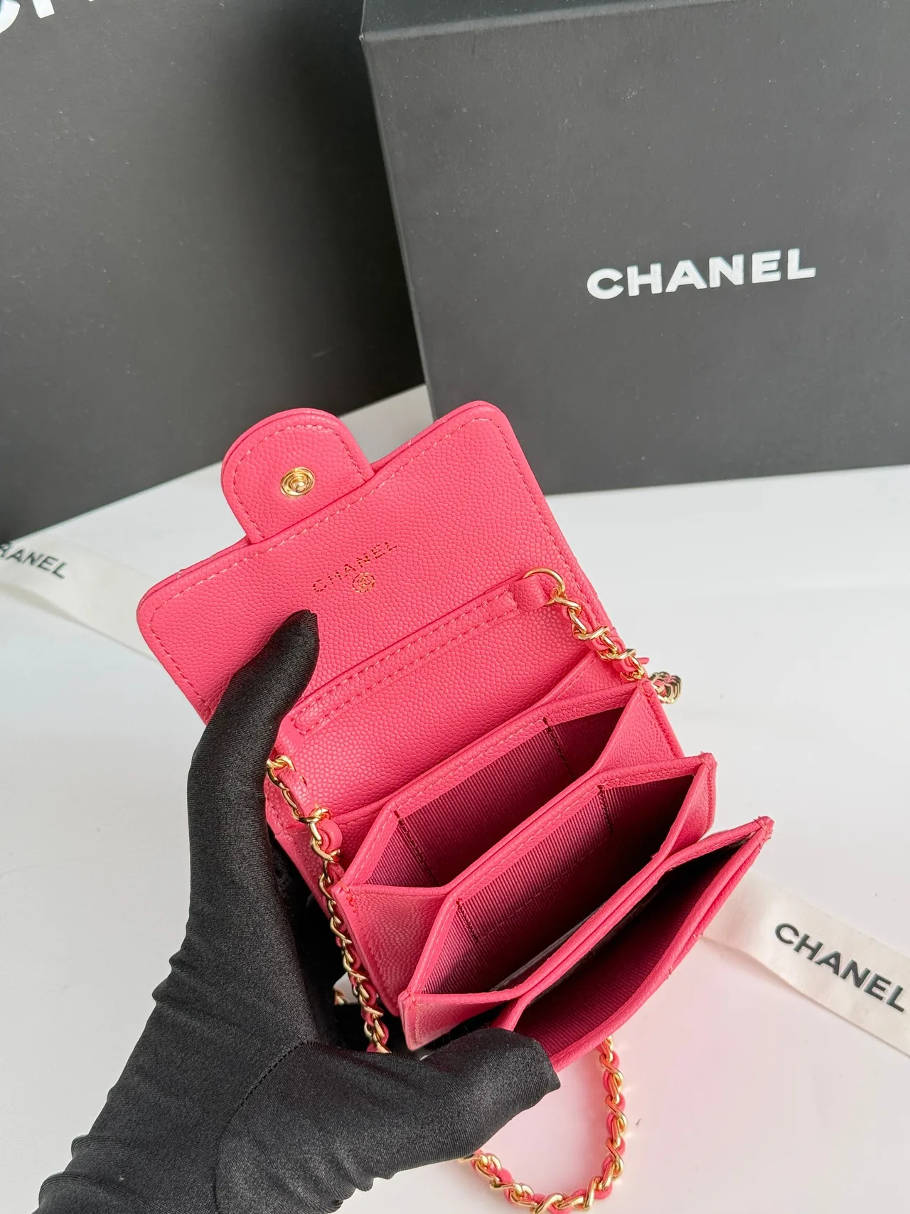 Chanel Quilted Wallet in Pink · view 8