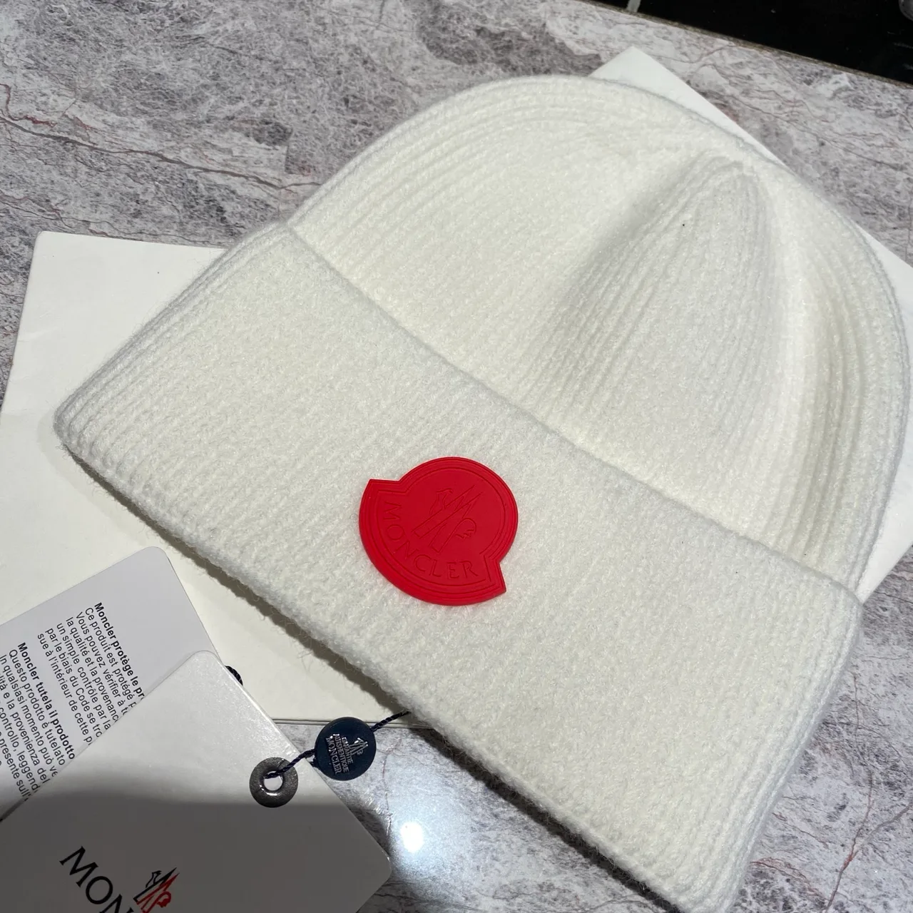 Moncler Beanie in Red & White & Black · view 5