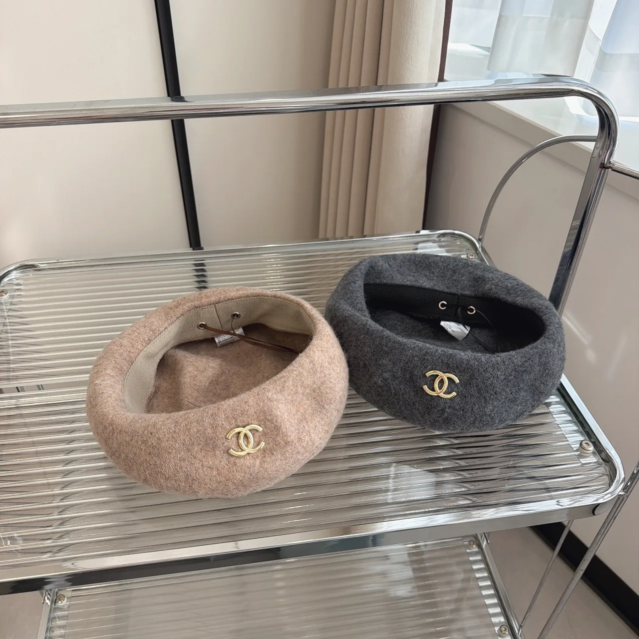 Chanel CC Beret in Grey & Cream & Black · view 8