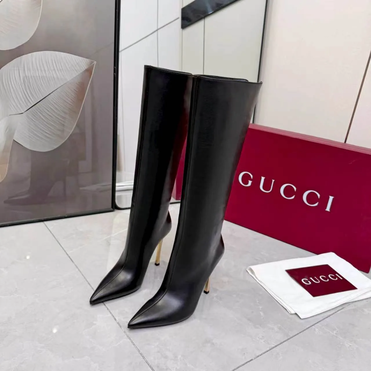 Gucci Cowhide Glossy Pointed-Toe Knee-High Boots in Black · view 1