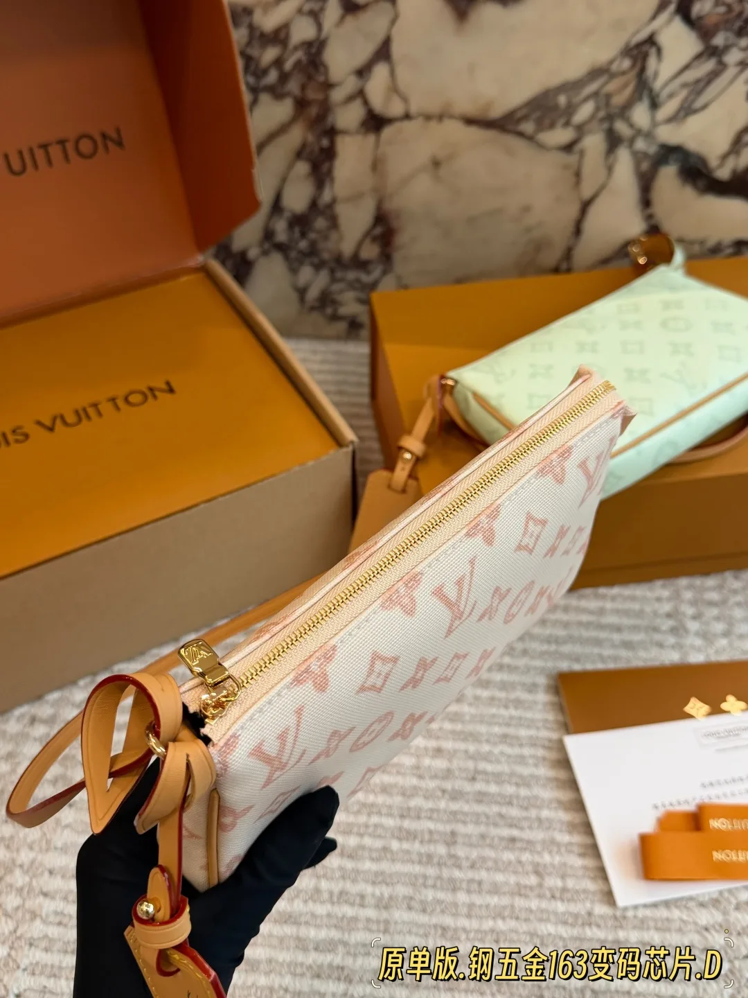 Louis Vuitton Pochette Shoulder Bag in Pink / Blue · view 4