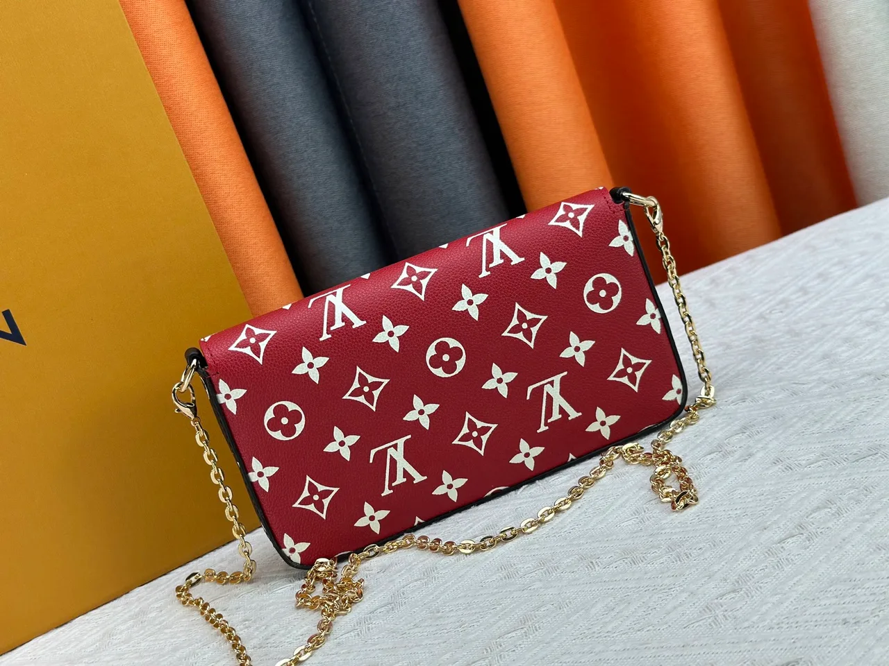 Louis Vuitton Pochette Felicie Monogram Bag in Red & Black · view 4