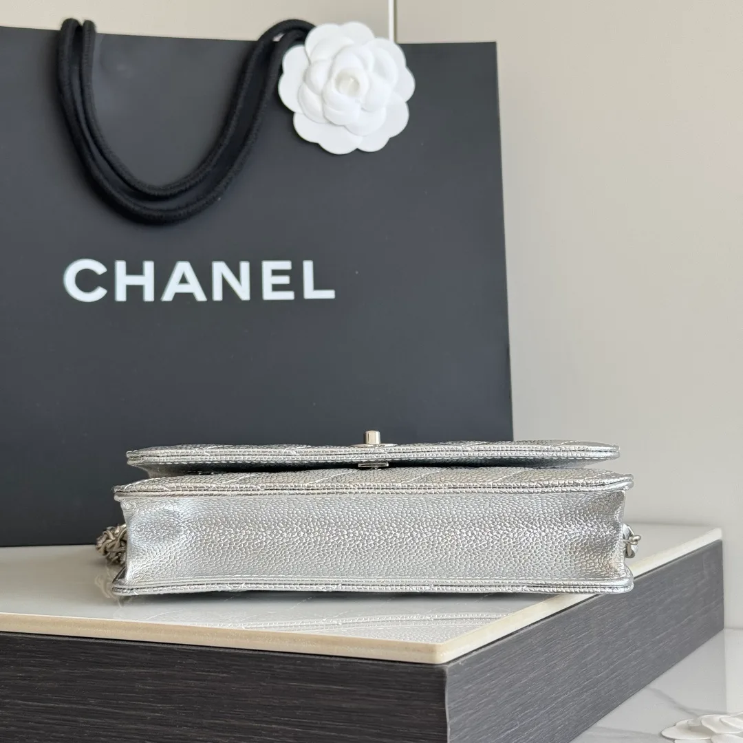 Chanel Calfskin Quilted Glossy Clutch in Silver · view 5