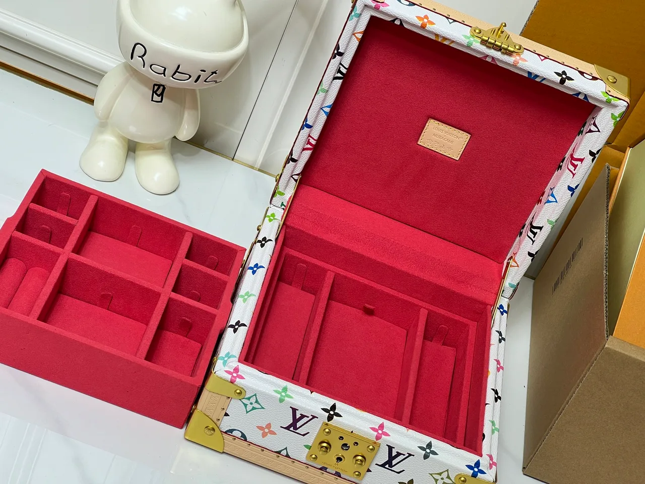Louis Vuitton Canvas Jewelry Case in White · view 8
