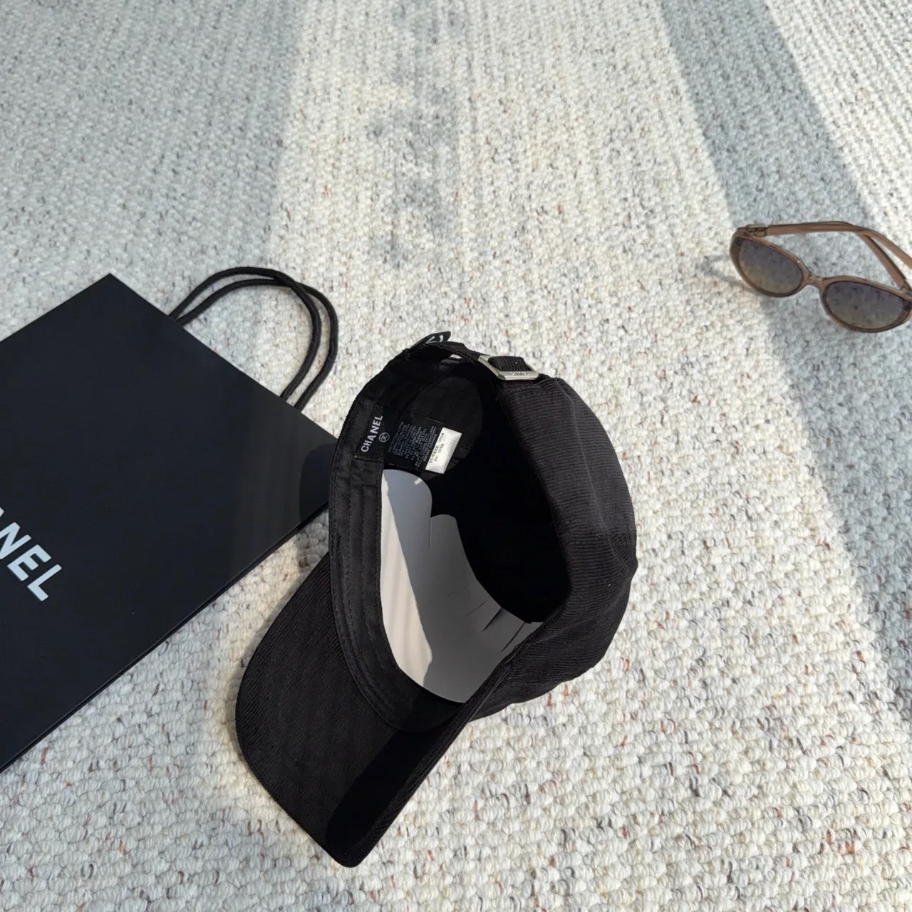 Chanel Baseball Cap in Black · view 6