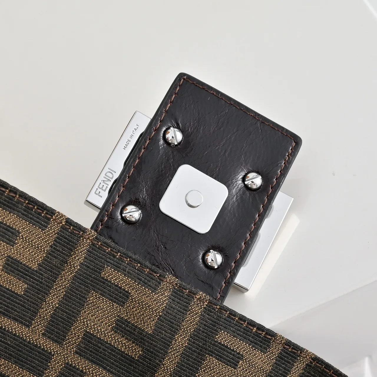 Fendi Baguette Woven Shoulder Bag in Brown · view 6