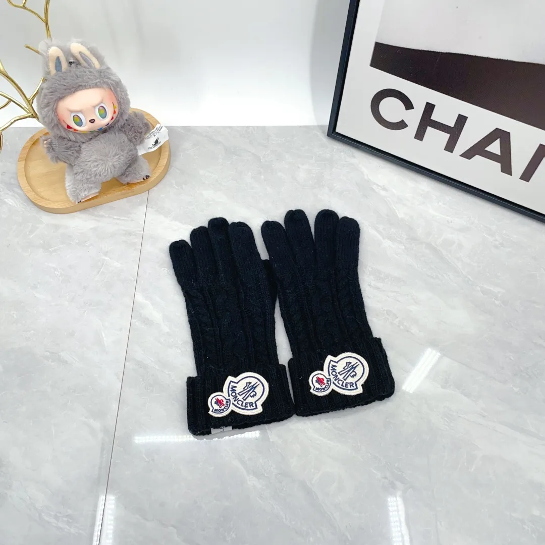 Moncler Wool Ribbed Hat Scarf and Gloves Set in Blue · view 4