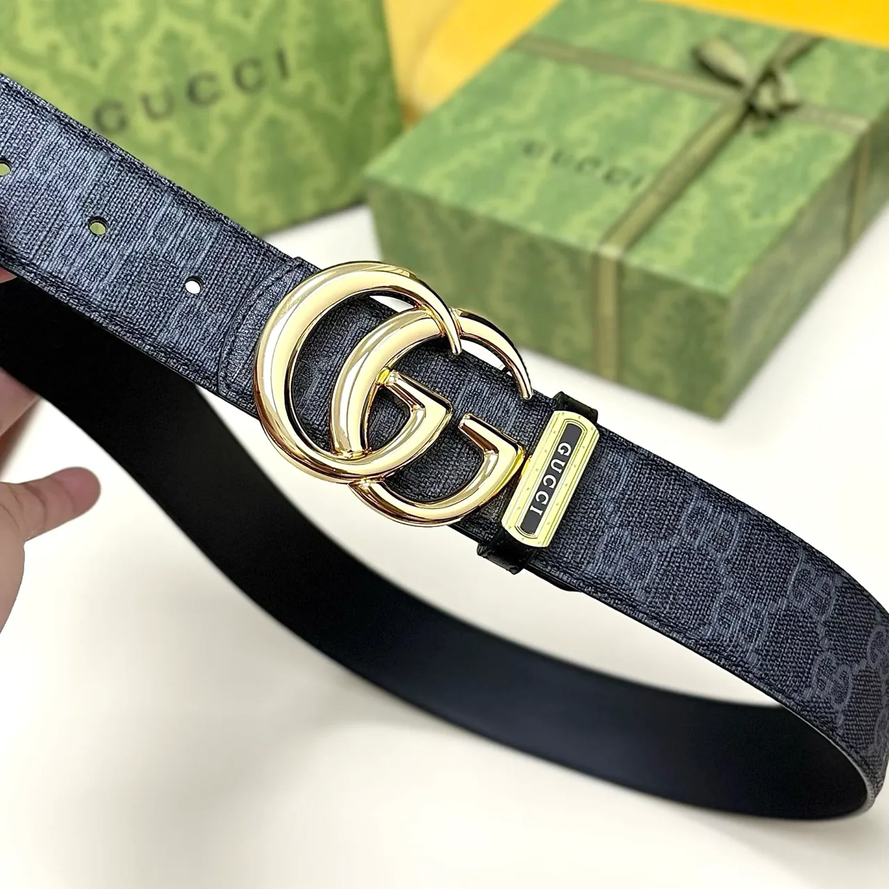 Gucci GG patterned buckle belt in Blue · view 5