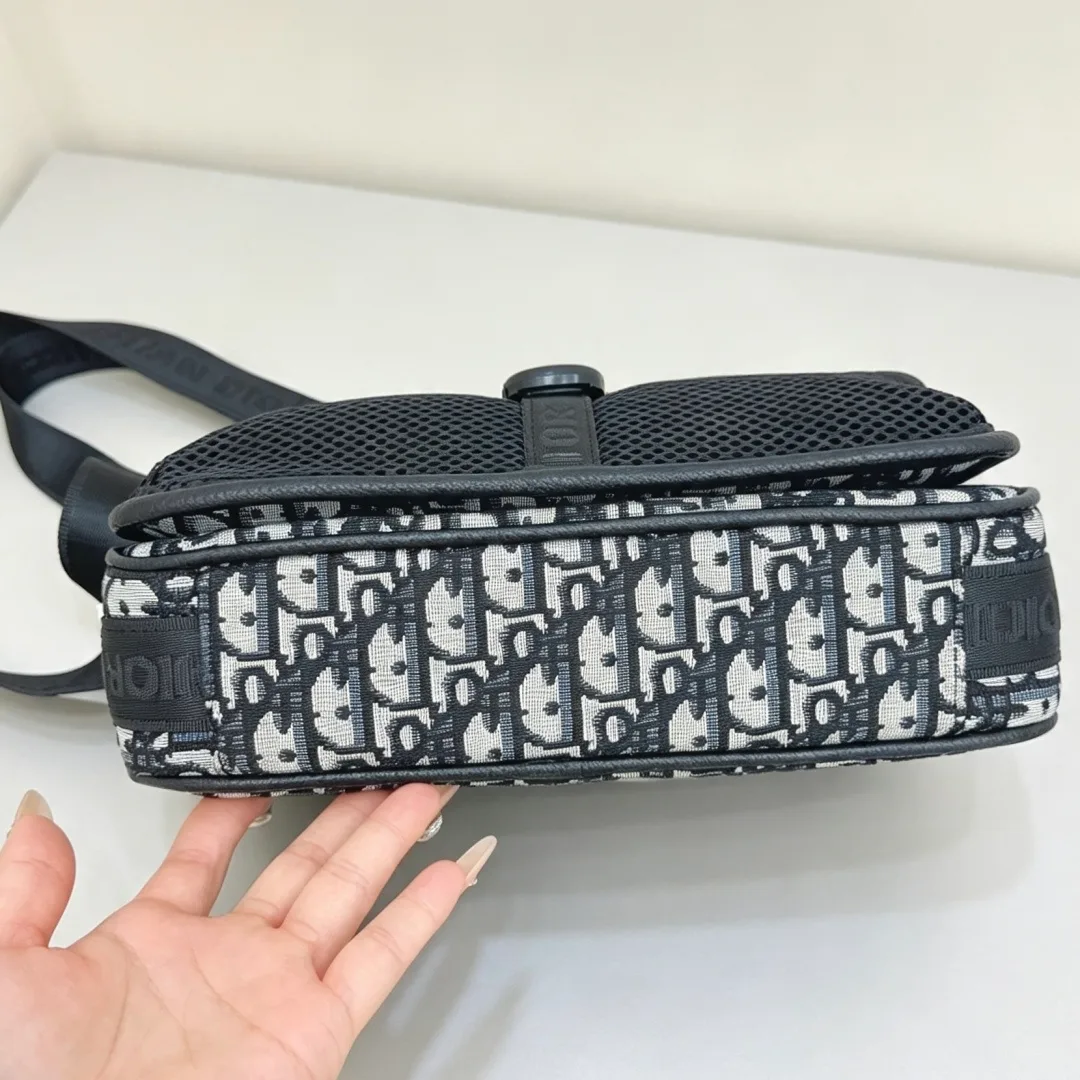 Dior 5618 Messenger Bag in Black · view 4
