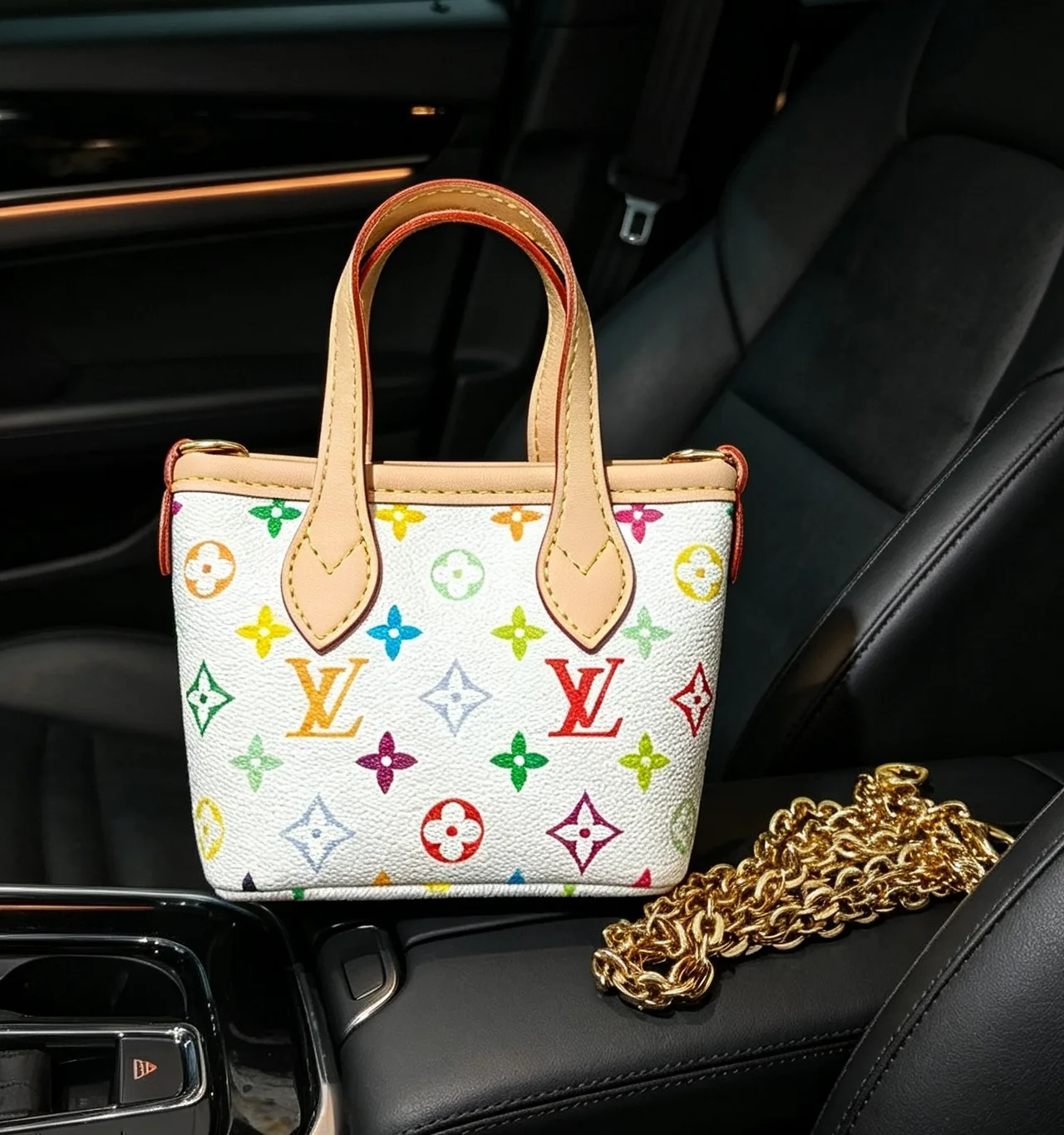 Louis Vuitton Mini monogram tote in Brown & White · view 2