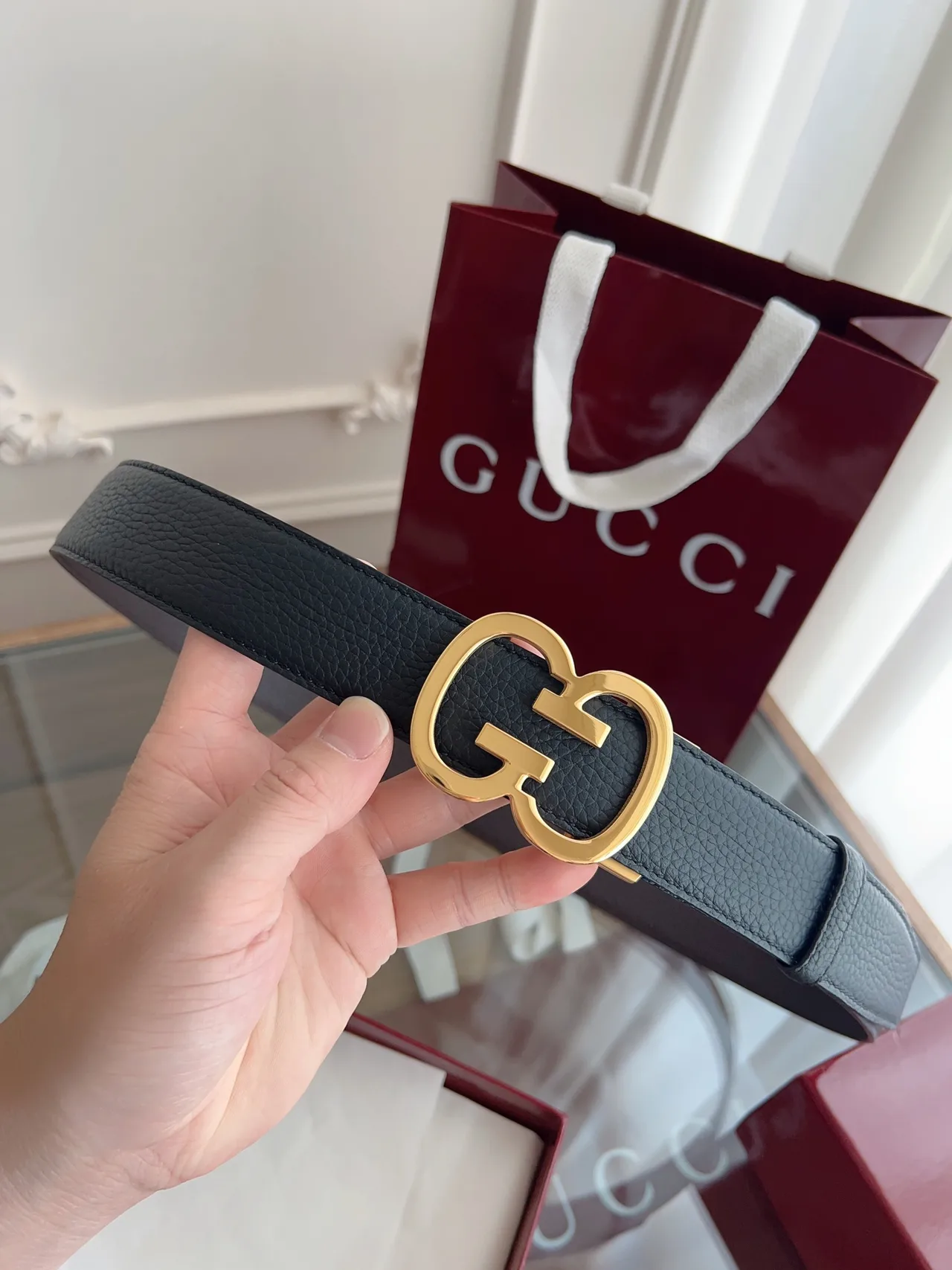 Gucci GG buckle belt in Black · view 5