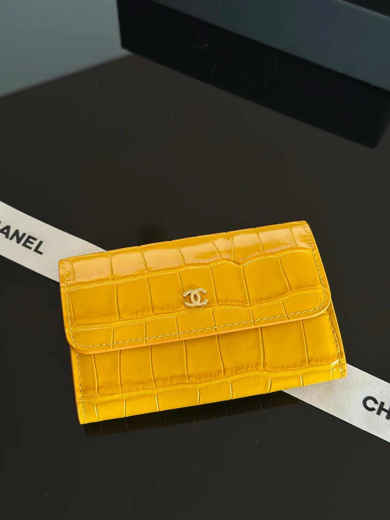Chanel Smooth Flap Wallet in Yellow · view 2