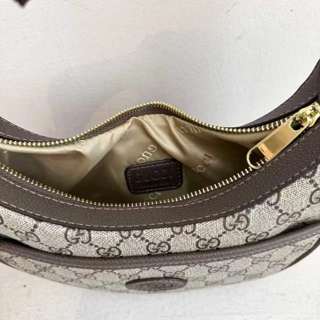 Gucci Crescent shoulder bag in Black & Brown & Yellow & Grey · view 7