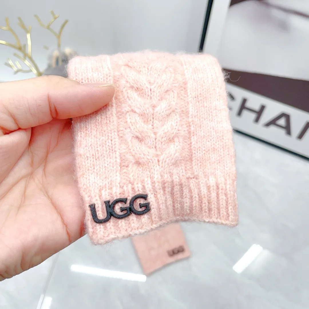 UGG Wool Woven Ribbed Hat Scarf and Gloves Set in Pink · view 8