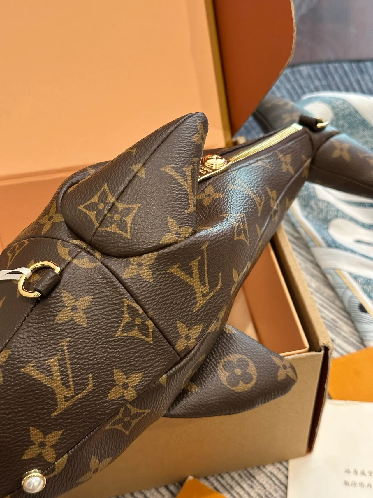 Louis Vuitton Dolphin-Shaped Bag in Brown · view 7