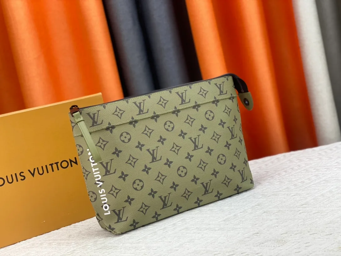 Louis Vuitton Canvas Clutch in Green · view 2