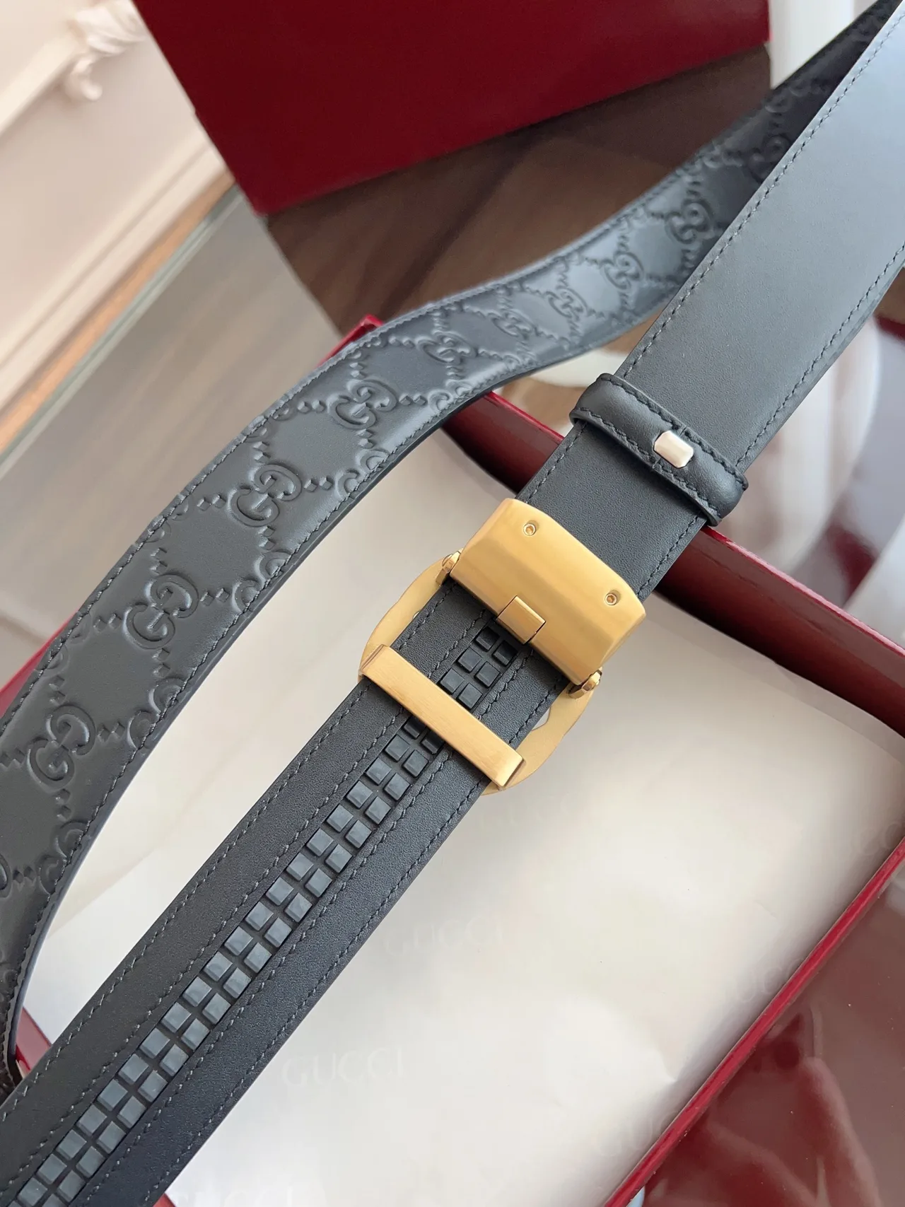 Gucci Cowhide GG Automatic Belt in Black · view 8