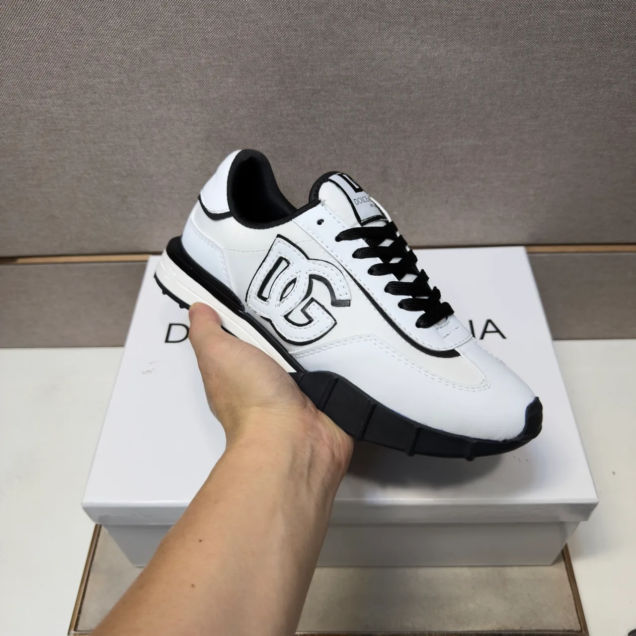 Dolce & Gabbana Glossy Sneakers in White · view 6