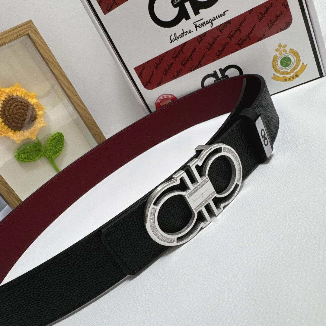 Ferragamo Cowhide Glossy Belt in Black · view 7