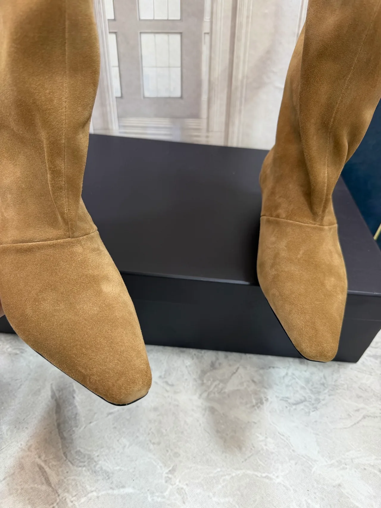 Suede-Look Pointed-Toe Round-Toe Knee-High Block-Heel Boots in Brown · view 8
