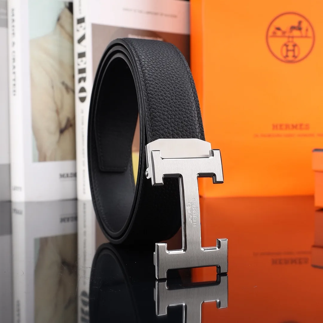 Hermes H automatic belt in Black · view 1