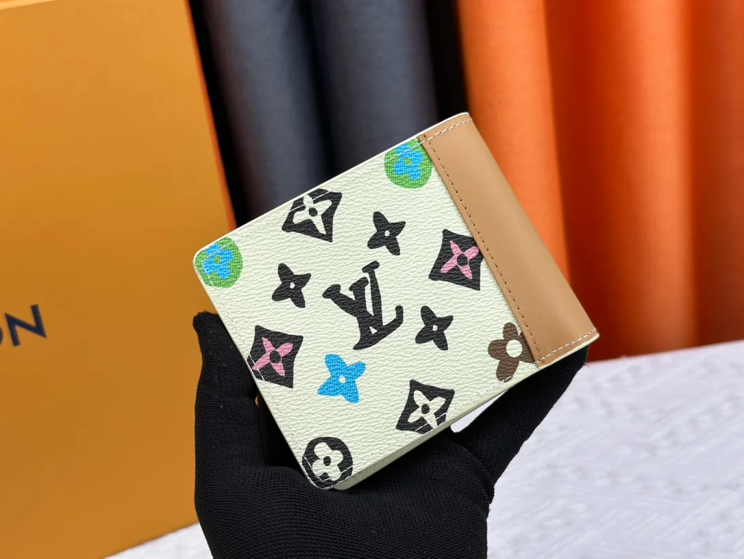 Louis Vuitton Canvas Monogram Wallet in Cream · view 2