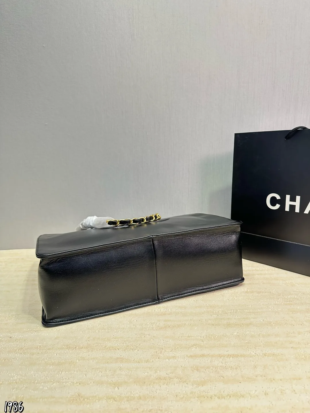 Chanel Sheepskin Tote in Black · view 4