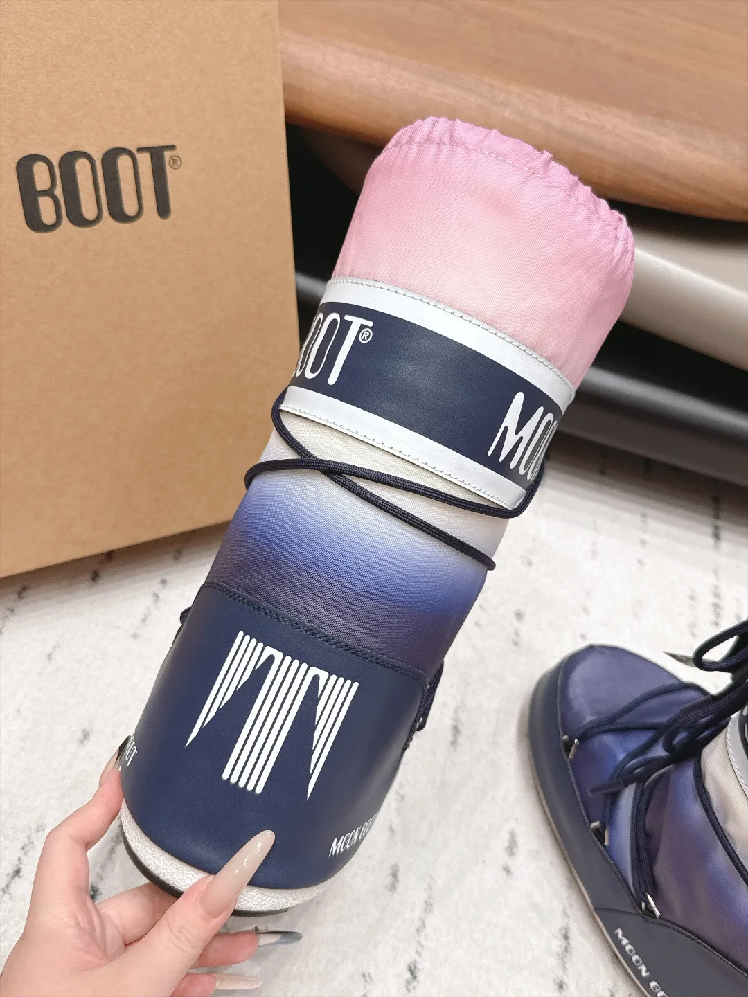 Moon Boot Gradient Snow Boots in Blue · view 7