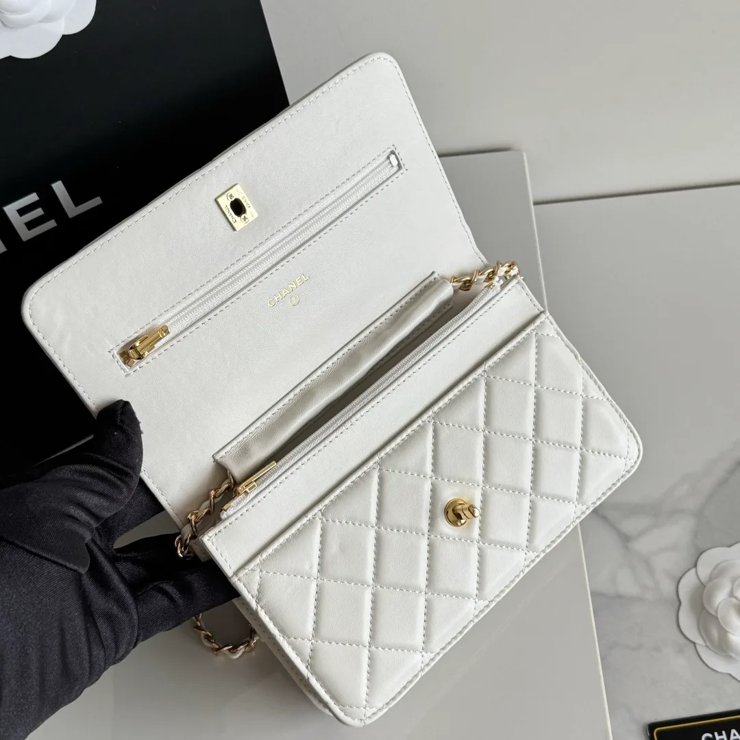 Chanel Calfskin Quilted Clutch in White · view 7