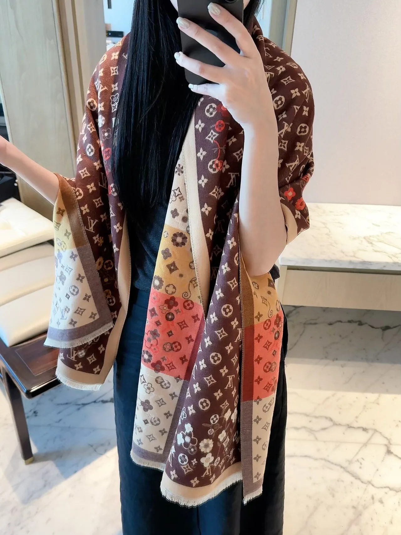Louis Vuitton Floral monogram scarf in Cream & Brown · view 5