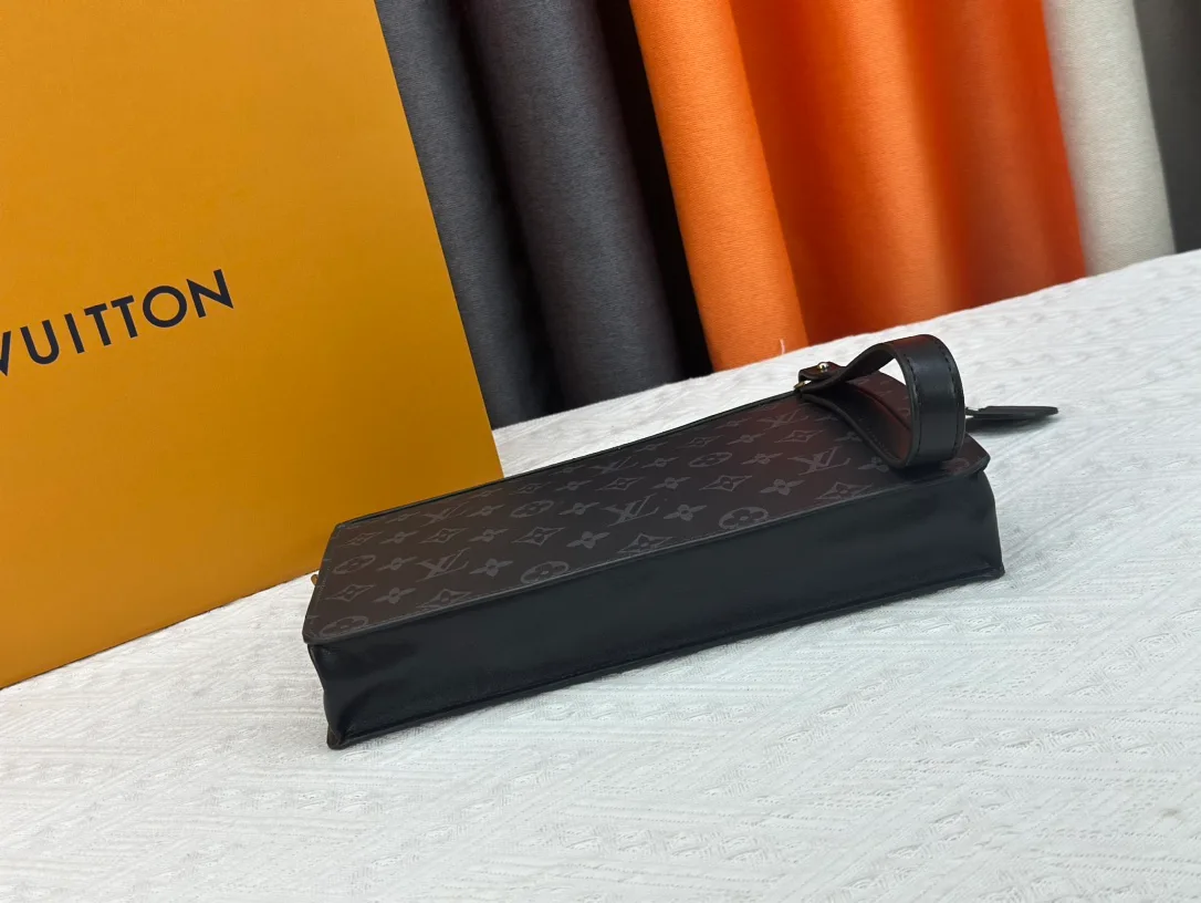 Louis Vuitton Canvas Monogram Clutch in Grey · view 5