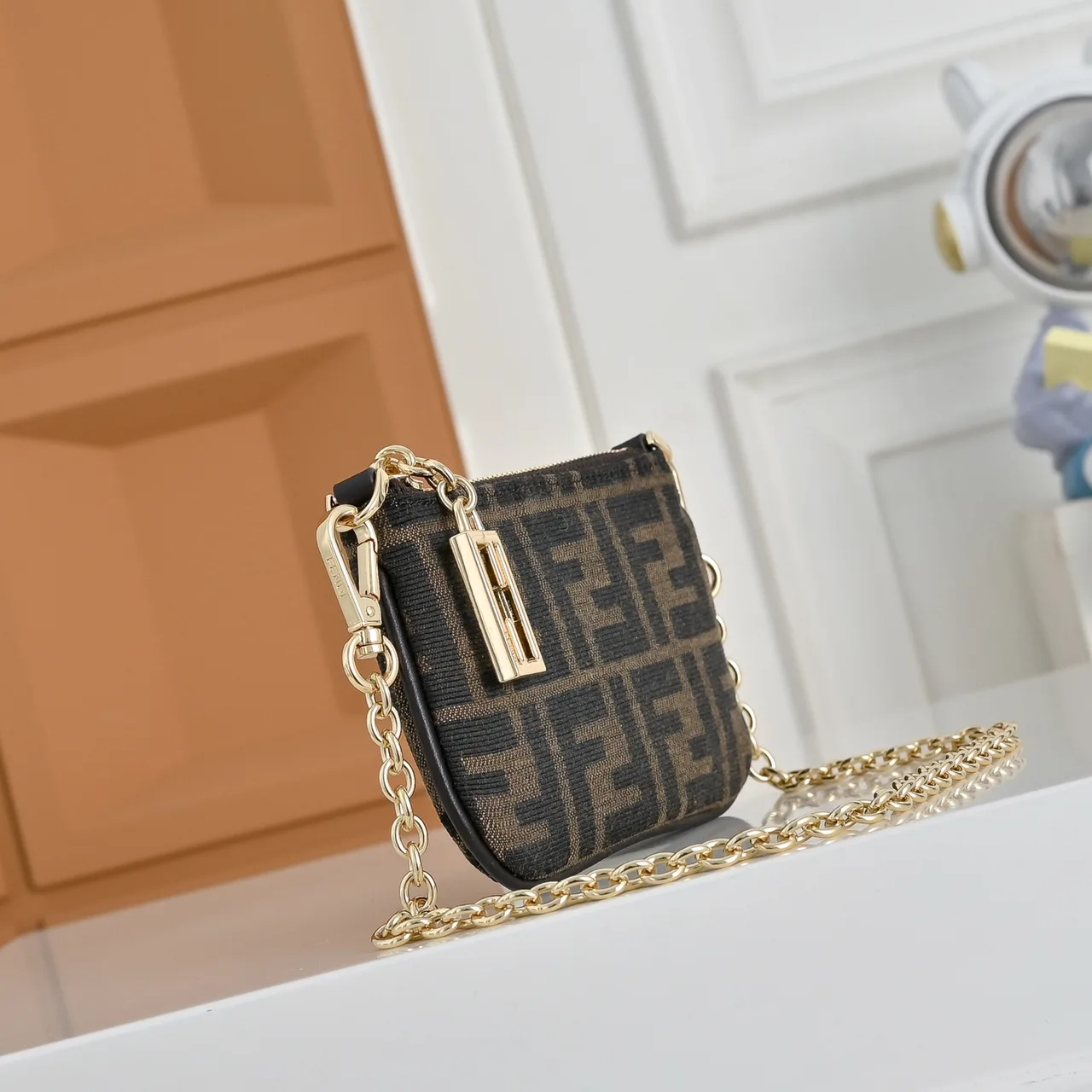 Fendi Chain Pouch in Brown · view 2