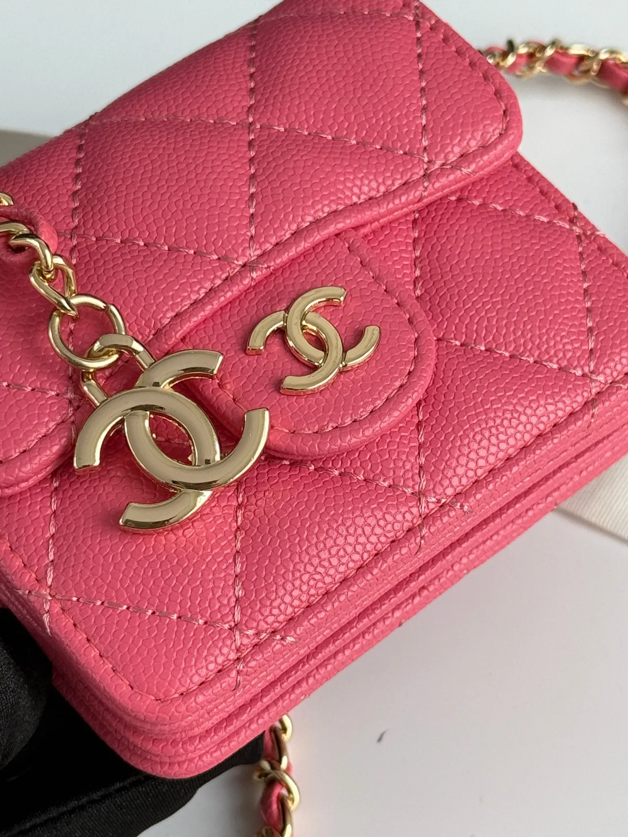 Chanel Quilted Wallet in Pink · view 5