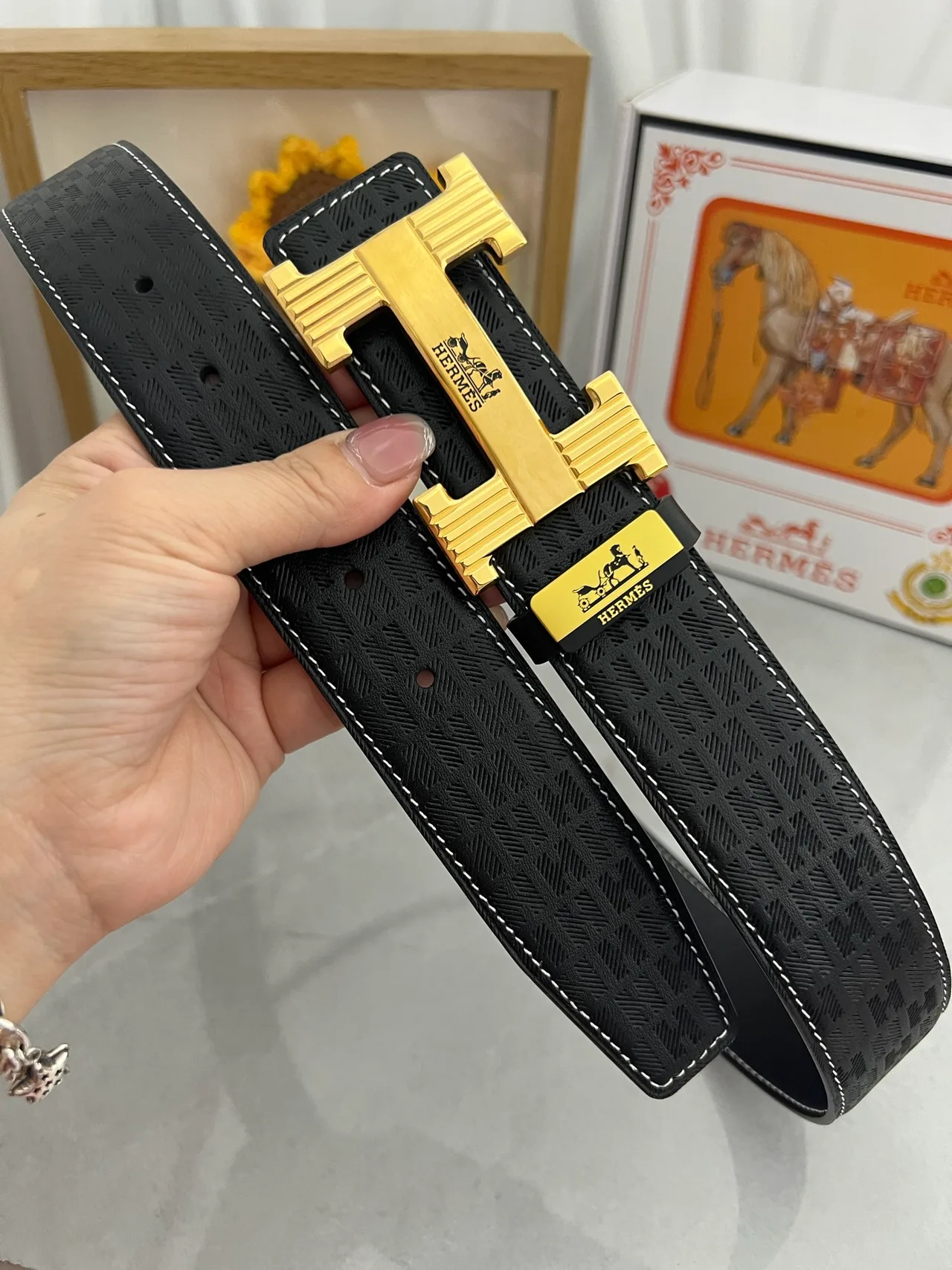 Hermes H Buckle Belt in Black · view 4