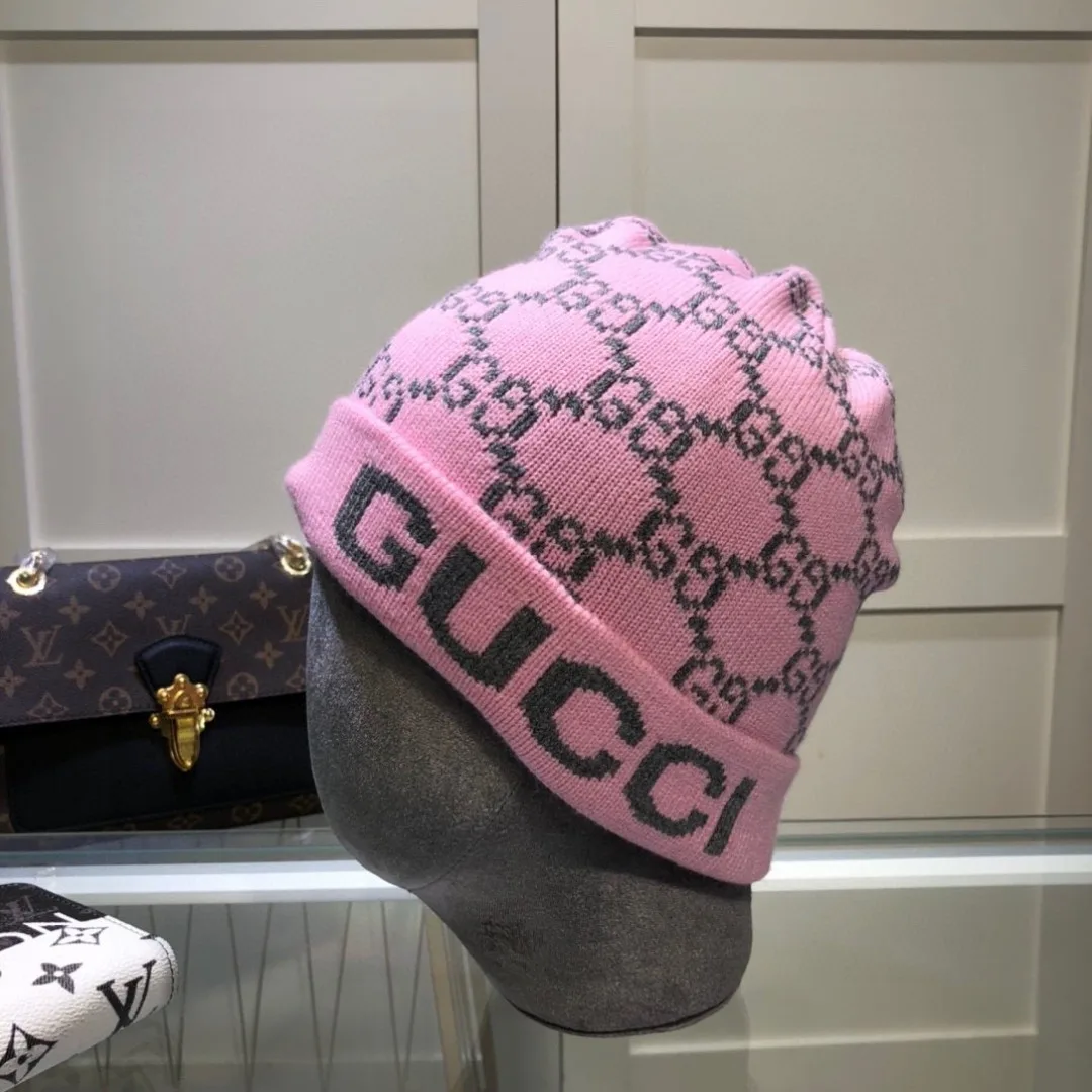 Gucci Beanie in Black & Beige & Pink & Brown · view 3