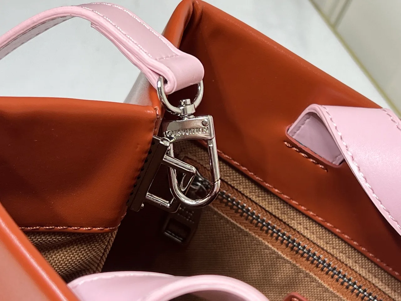 Louis Vuitton Cowhide Tote in Brown · view 7