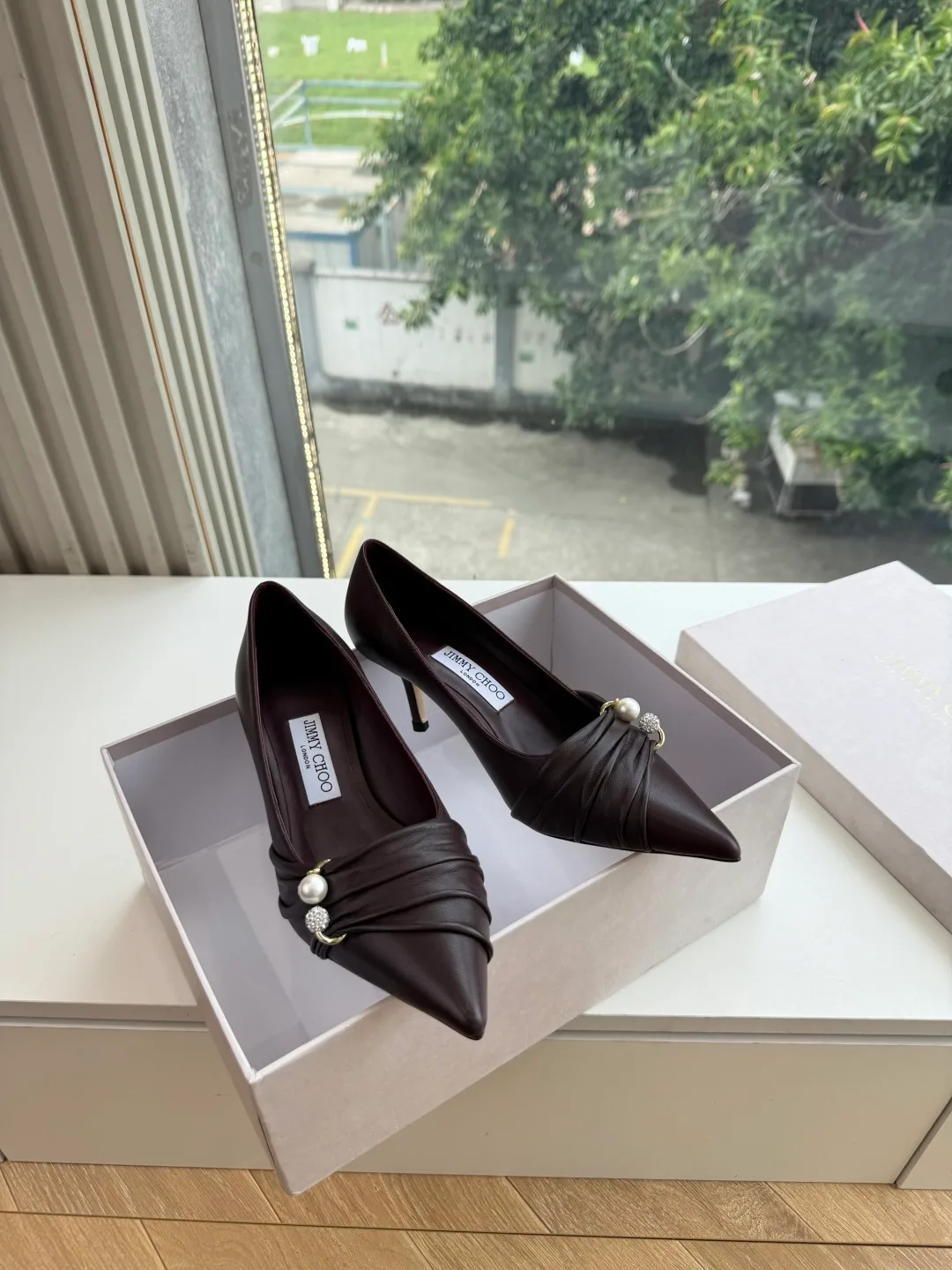 Jimmy Choo Pointed-Toe Bow Knotted Pointed Pumps in Brown · view 2