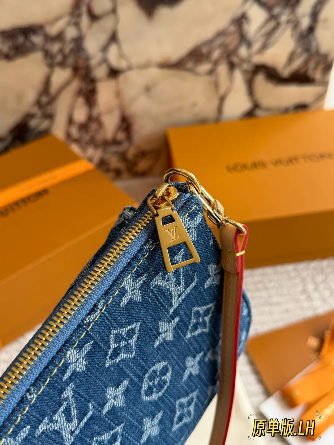 Louis Vuitton Monogram Clutch in Blue · view 8