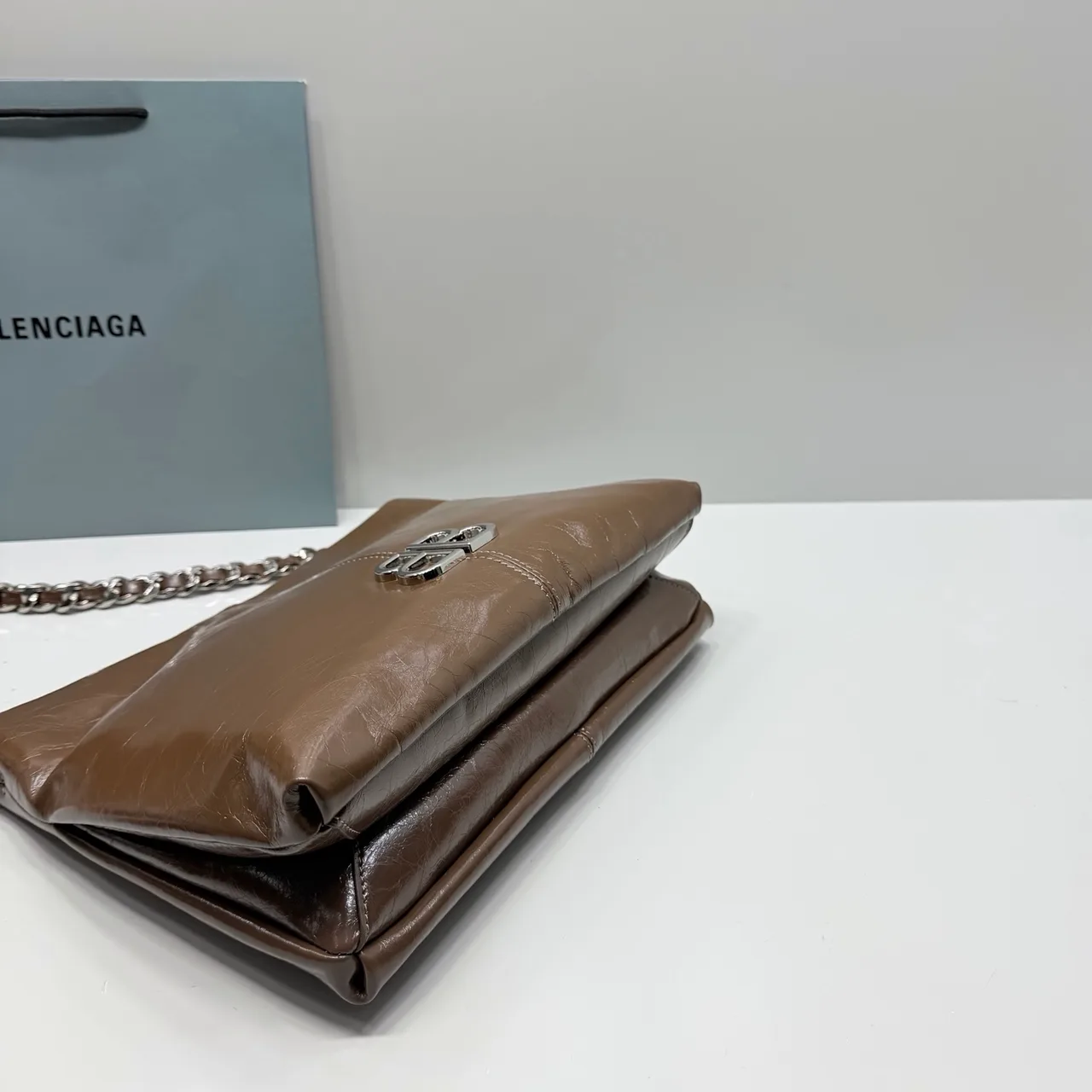 Balenciaga Cowhide Glossy Hobo Bag in Brown · view 6