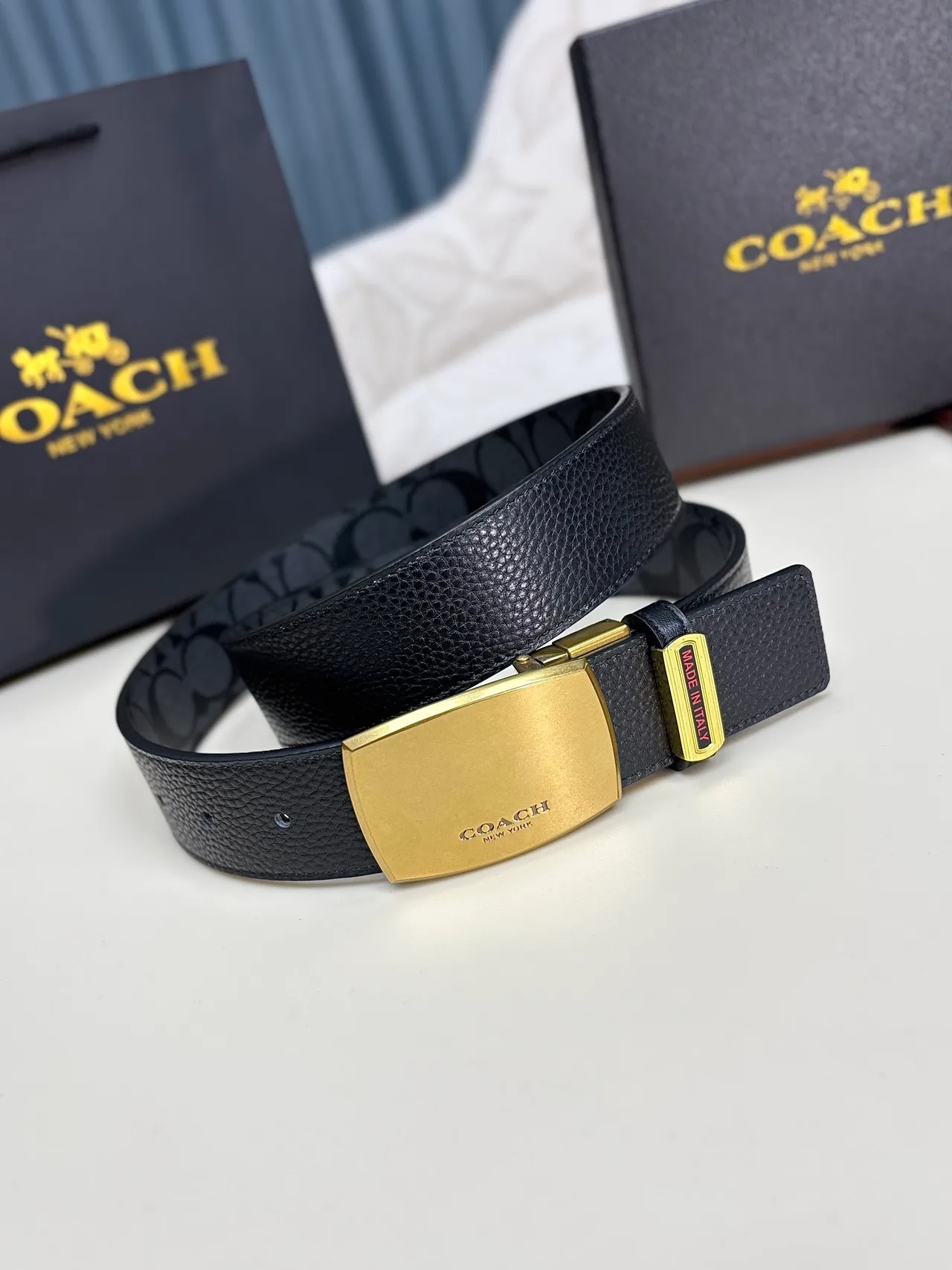 Coach Logo-pattern plate buckle belt in Black & Brown · view 2