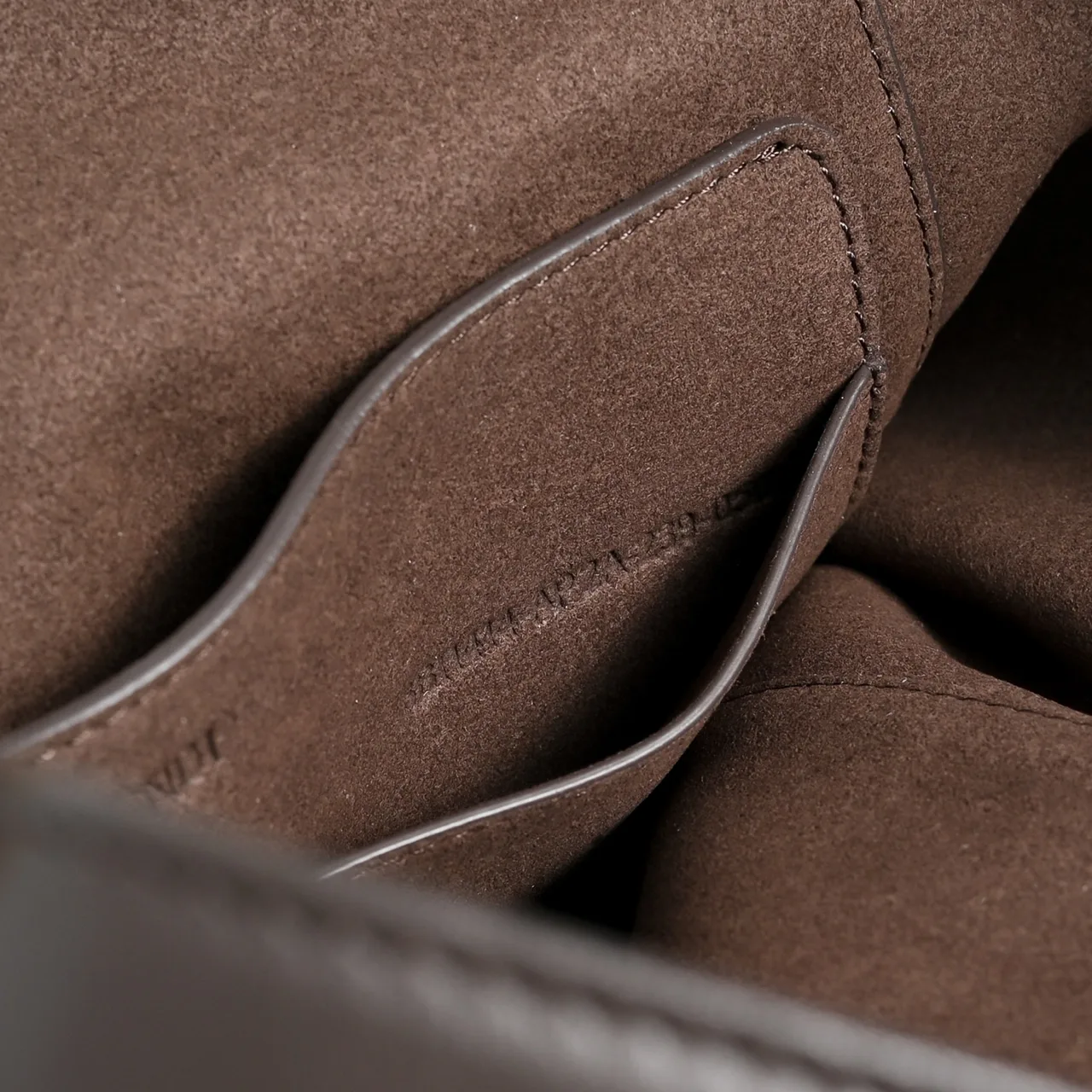 Fendi Smooth Tote in Brown · view 5