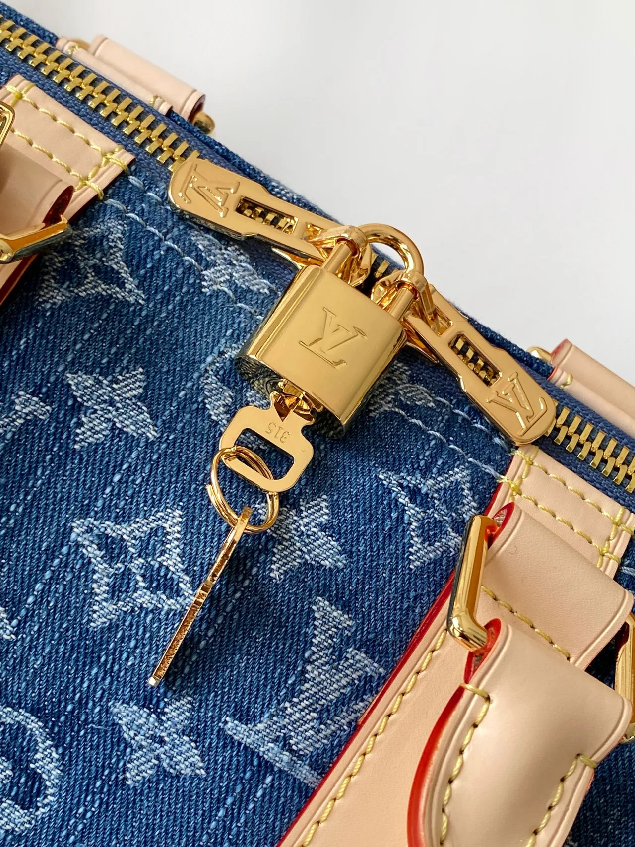 Louis Vuitton Cowhide Keepall 45 Travel Bag in Blue · view 5