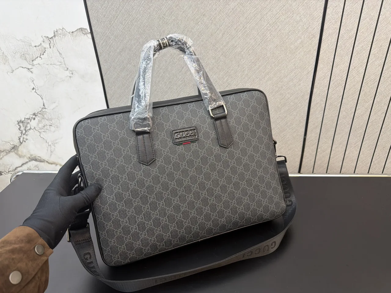 Gucci Briefcase in Grey · view 2