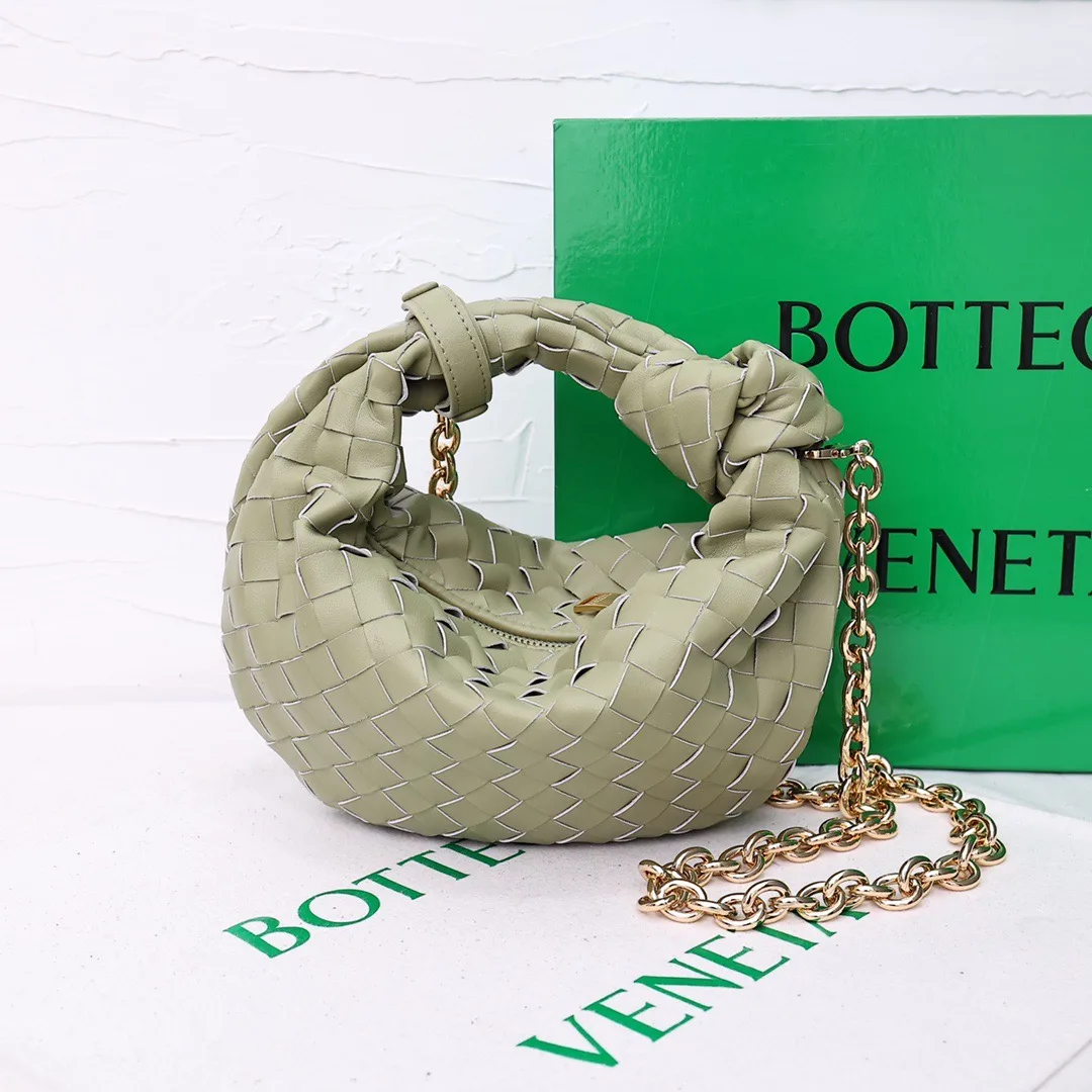 Bottega Veneta Woven Hobo Bag in Green · view 2