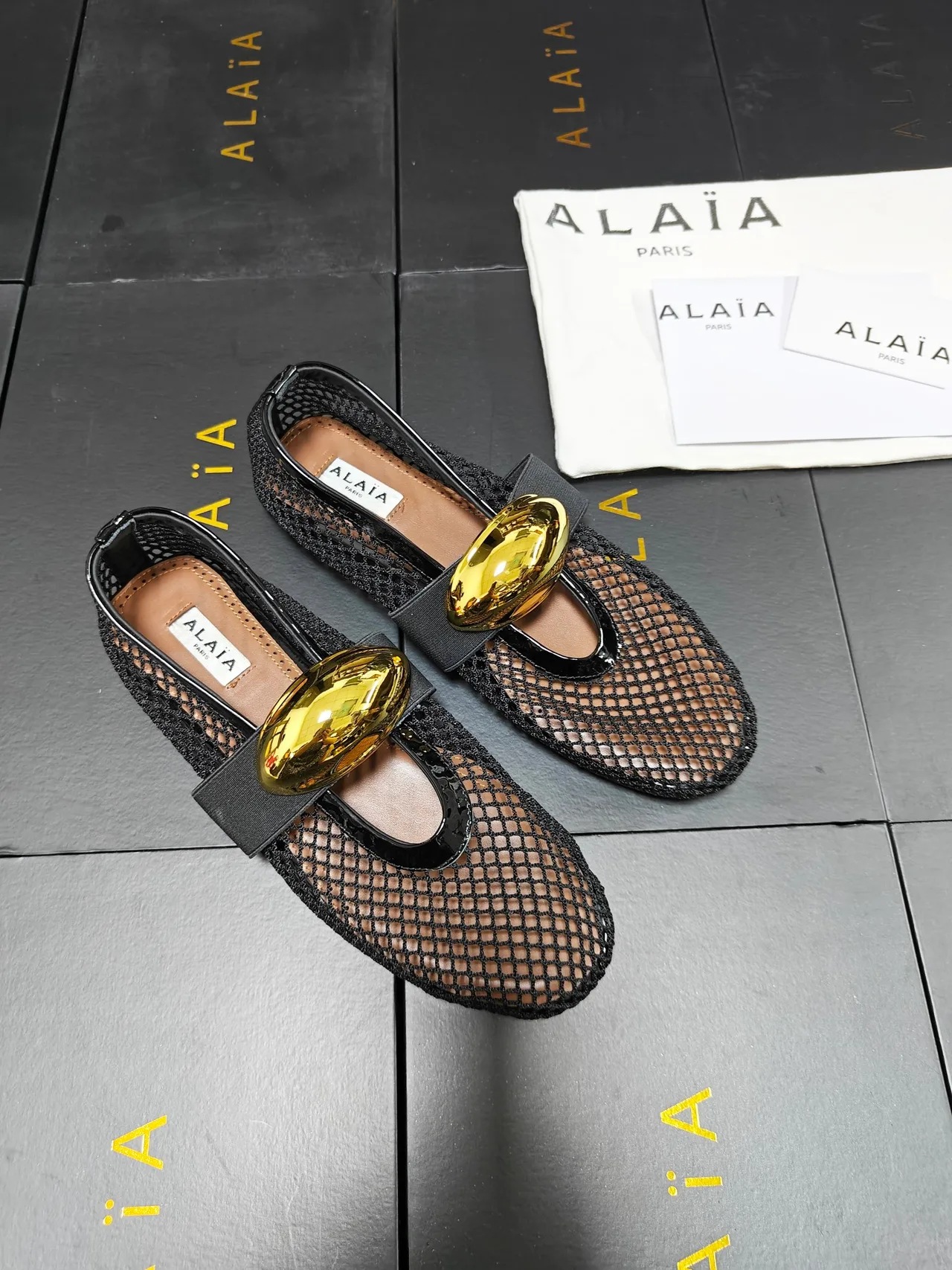 Alaia Cowhide Sheepskin Pointed-Toe Mesh Ballet Flats in Black · view 3