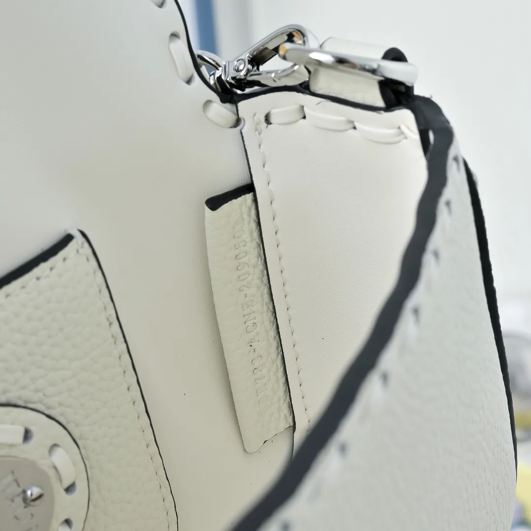 Fendi Baguette Textured Flap Shoulder Bag in White · view 6